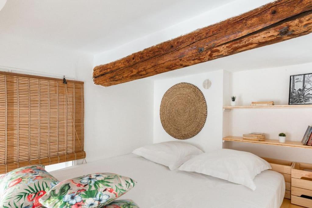 Appartement Authentique Situe En Plein Centre D'昂蒂布 外观 照片