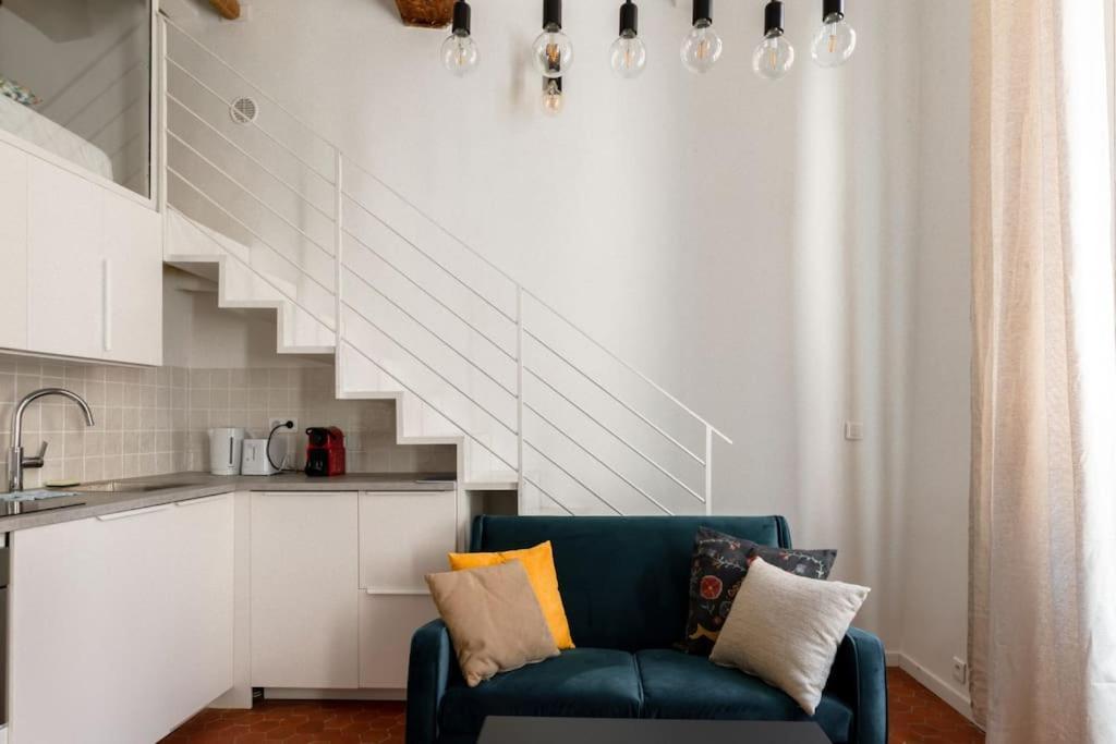 Appartement Authentique Situe En Plein Centre D'昂蒂布 外观 照片