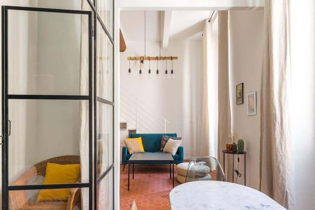 Appartement Authentique Situe En Plein Centre D'昂蒂布 外观 照片